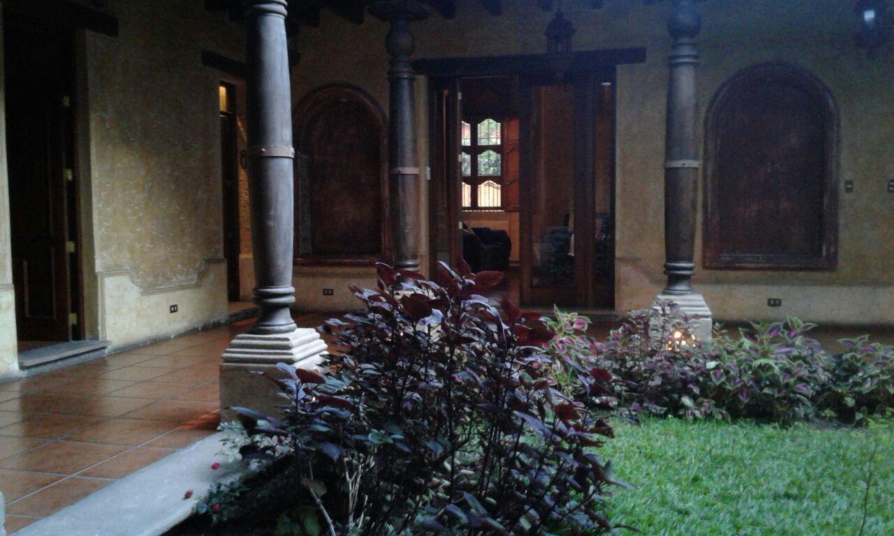 La Casa De La Alameda Bed and Breakfast Antigua Buitenkant foto