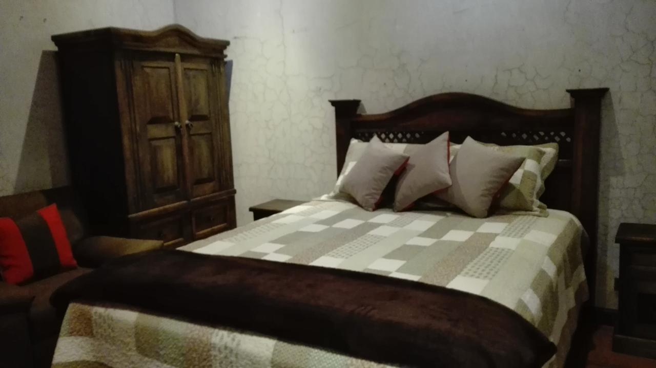 La Casa De La Alameda Bed and Breakfast Antigua Buitenkant foto