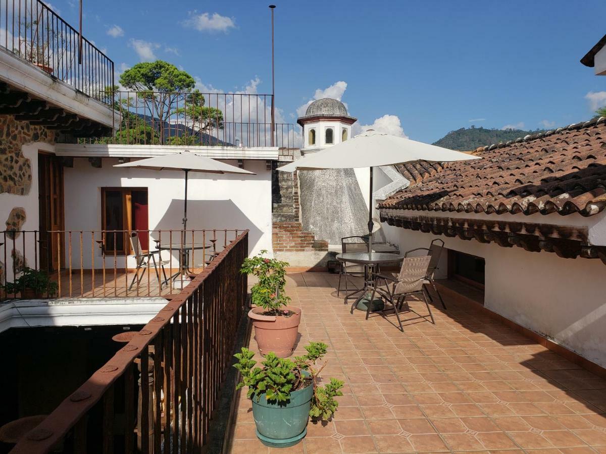 La Casa De La Alameda Bed and Breakfast Antigua Buitenkant foto